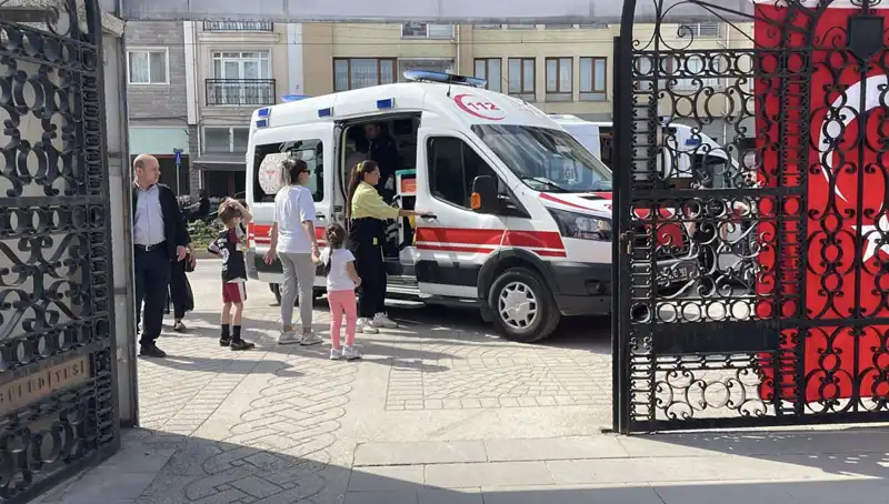 Eskişehir’de Sahipsiz Bir Köpek İki Çocuğa Saldırdı: Güvenlik Endişeleri Artıyor