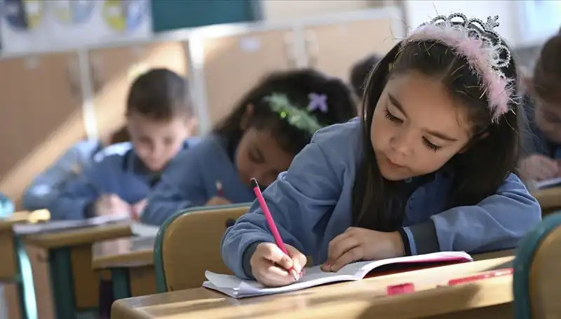 2024-2025 Eğitim Döneminde Ara Tatil Sonrası Okullar Ne Zaman Açılacak?