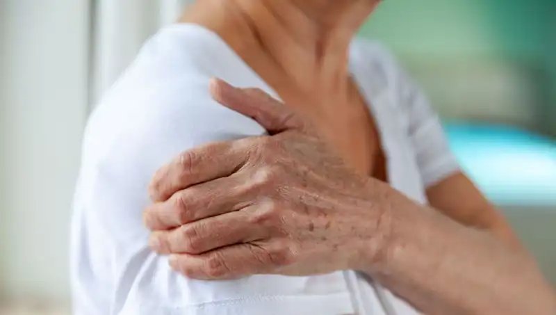 Akciğer Kanserinin Sessiz Belirtisi: Göz Ardı Edilen Uyarı İşaretleri