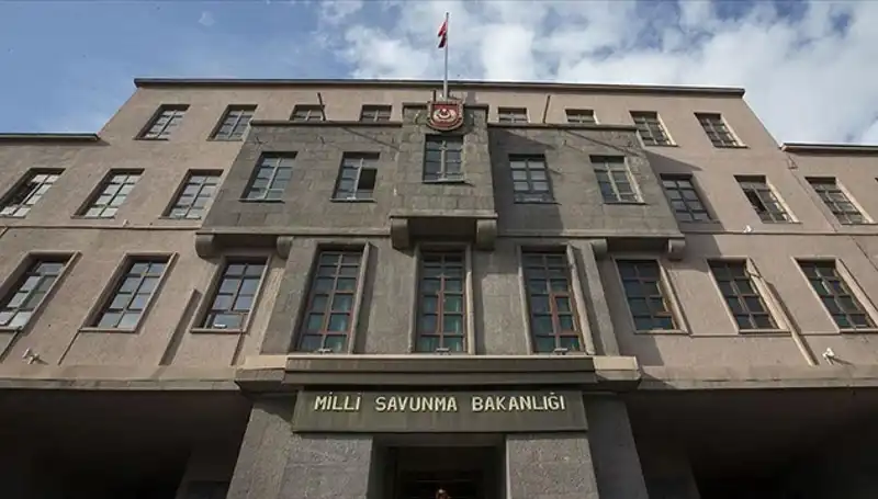 Yunan Askerlerinin Hakaretine TSK'dan Sert Yanıt: "Bu Davranışlar Görülmemeli!"
