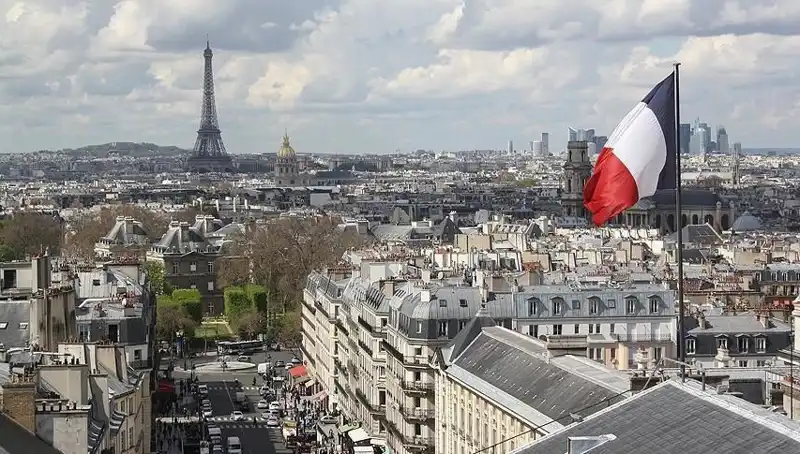 Fransa'da Tüketici Güvenindeki Düşüş: Ekonomik Endişeler Artıyor