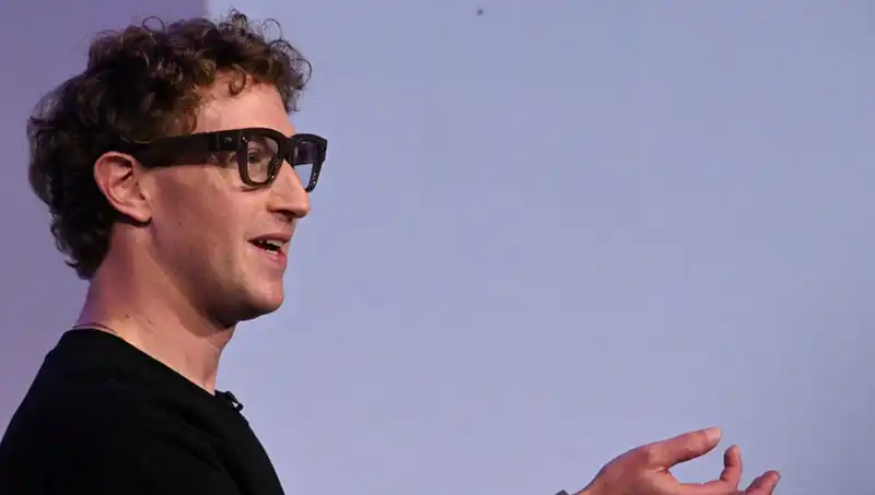 Zuckerberg'in Yeni Gözlüğü: Yapay Zeka ile Geleceği Şekillendiren Teknoloji