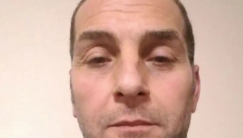 Hayvanları Otlatırken Yıldırım Düşen Çiftçi Hayatta Kalma Mücadelesi Verdi