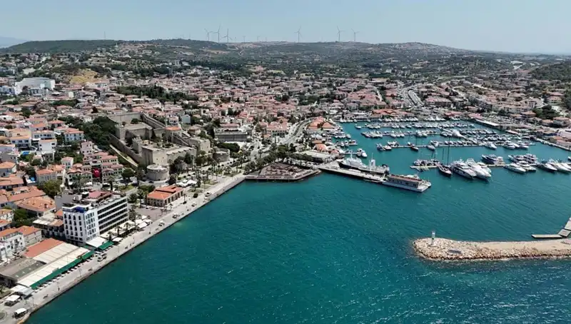 İzmir'de Su Kesintilerine Karşı Yaratıcı Çözüm: Satışlar İki Katına Çıktı!