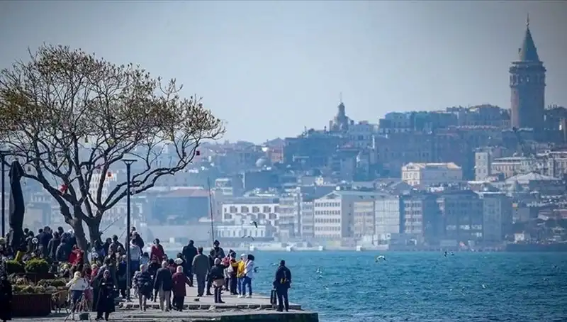 İstanbul'da Bahar Havası Geri Dönüyor! Hafta Sonu Sıcaklık Artışı Bekleniyor