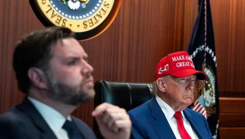 Trump'ın Azil Tasarısı Neden Reddedildi? Gelişmeler ve Tepkiler