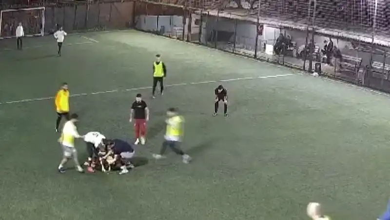 İki Halı Saha, İki Hayat: Ölümle Sonlanan Oyunlar