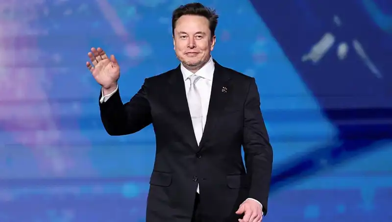 Tesla, Yeni Canavarıyla Otonomi Dönemini Başlatıyor!