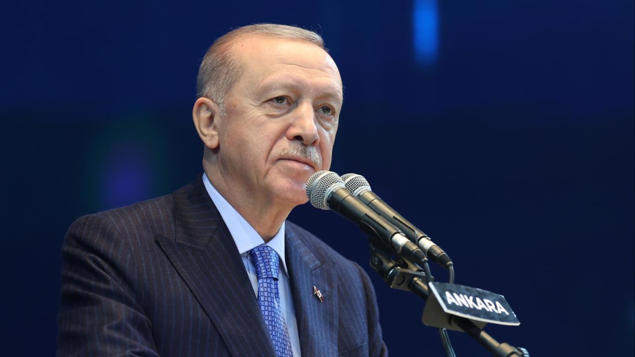 Erdoğan: Karar verenlere ayar verilemez