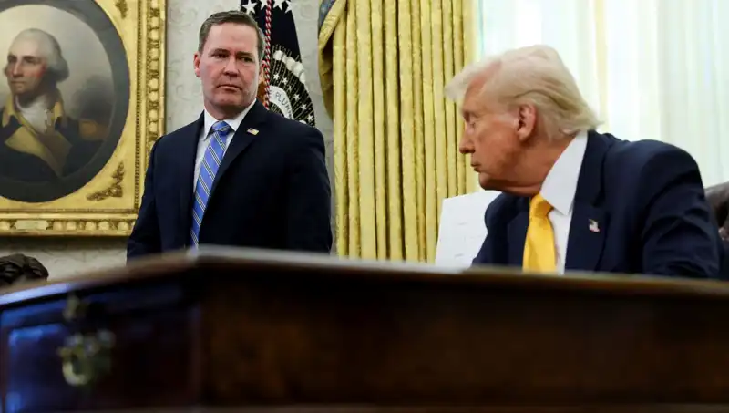 Trump'ın Danışmanı, ABD'deki Skandal Savaş Planı Sızıntısından Sorumluluğu Üstlendi