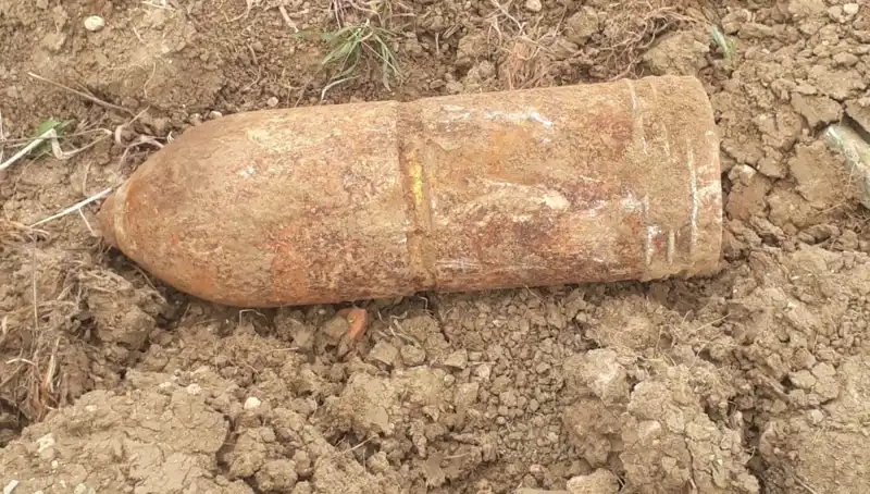 Çanakkale'de Tarihi Sır: Patlamamış Top Mermisi Bulundu!