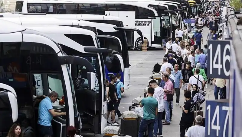 : İstanbul'u Terke Davet Eden 369 Bin Kişinin Hikayesi
