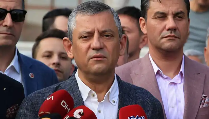 Özgür Özel: Bu Bayram, Bayram Sevinci Değil, Üzüntü Getirdi
