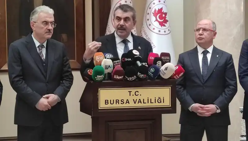 Bakan Tekin: Protestolara Katılan Çalışanlar İçin Yaptırım Uyarısı Geldi!