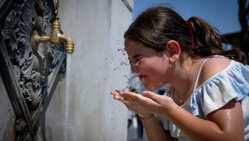 Türkiye'de Sıcak Hava Dalgası: 16 Şehirde 40 Dereceyi Aştı!